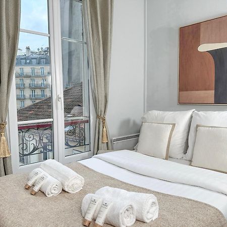 Stunning Apartment Near Eiffel Tower Paris Exterior photo